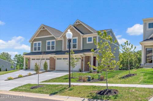 13b-10024 Windcrest Farms Ln, Louisville, KY, 40291-8406 | Card Image