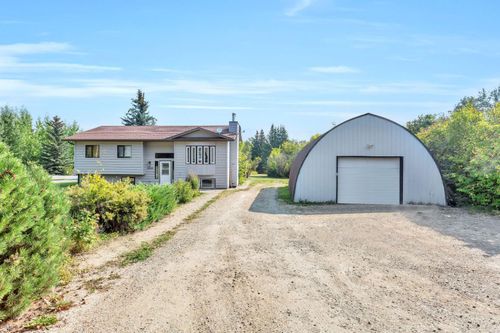 5223 48 St, Eckville, AB, T0M0X0 | Card Image