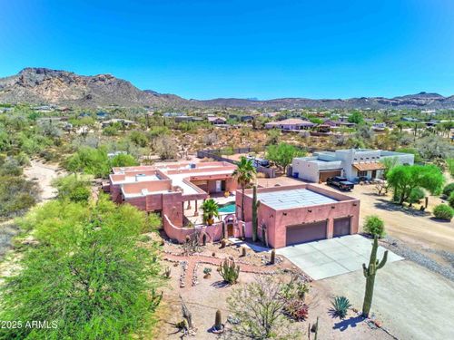 14 E Kaniksu St, Apache Junction, AZ, 85119-1250 | Card Image