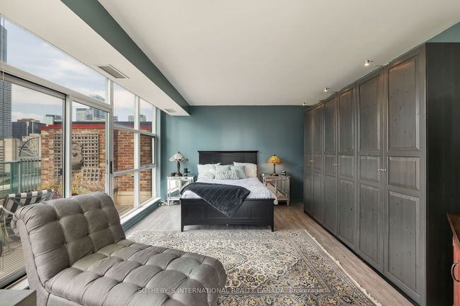 1 - 155 Dalhousie St, Condo with 2 bedrooms, 3 bathrooms and 2 parking in Toronto ON | Image 24