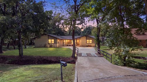 520 Ridgewood Dr, Pryor, OK, 74361-8419 | Card Image