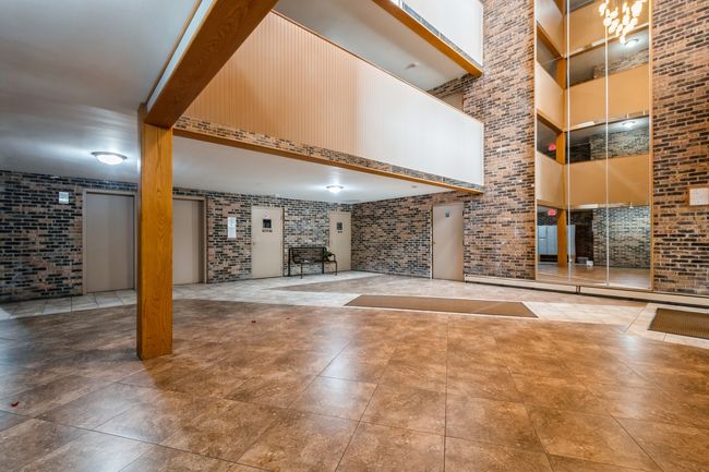 APT-412 - 8894 Knight Ave, Condo with 2 bedrooms, 2 bathrooms and 2 parking in Des Plaines IL | Image 12