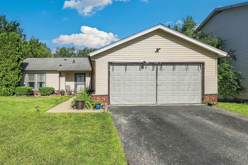 17485 Eastgate Dr, Country Club Hills, IL, 60478-4640 | Card Image
