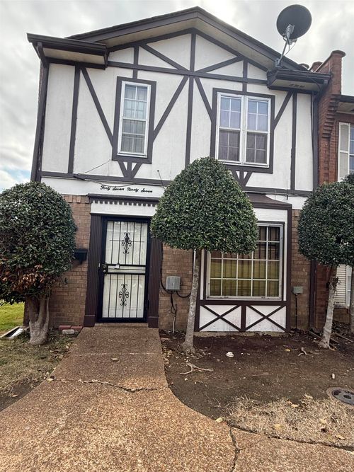 4797 Myrlen Way, Memphis, TN, 38118-6467 | Card Image