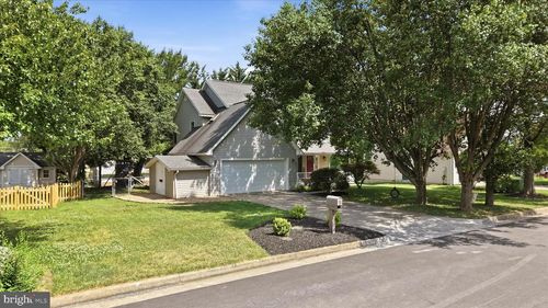 102 Clevenger Ct, Winchester, VA, 22601-2857 | Card Image