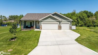 1007 Madison Drive, Home with 4 bedrooms, 2 bathrooms and 3 parking in Adair IA | Image 1