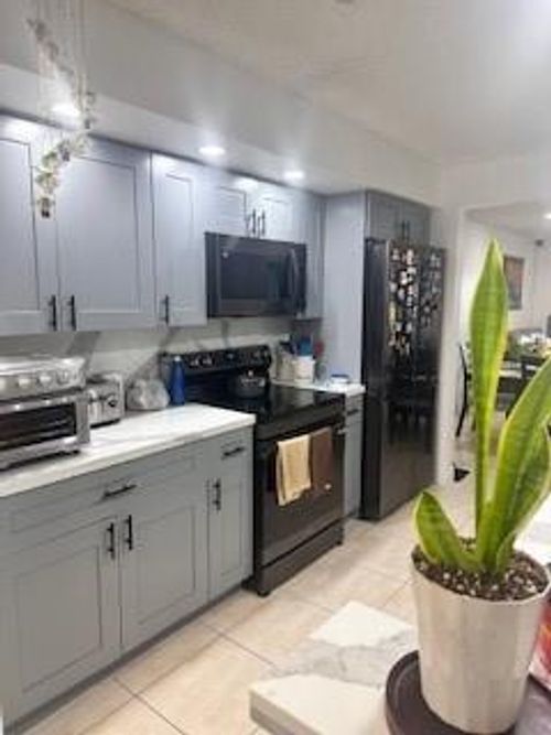 apt-409j-1201 Sw 141st Ave, Pembroke Pines, FL, 33027-1561 | Card Image