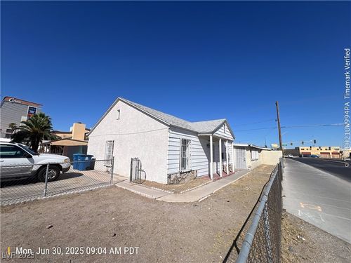 a-10 E Bonanza Rd, Las Vegas, NV, 89101-2905 | Card Image