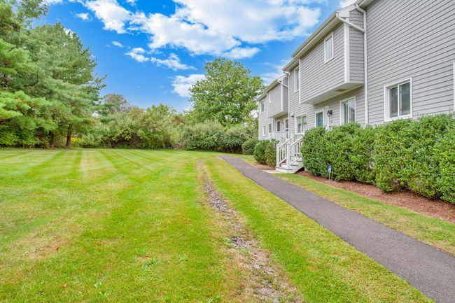 312 - 312 Field Point Rd, Condo with 3 bedrooms, 3 bathrooms and 2 parking in Branford CT | Image 24