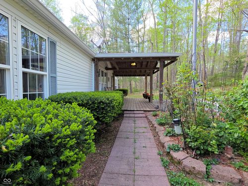 8310 N Dog Trot Ln, Morgantown, IN, 46160-8960 | Card Image