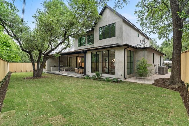 4014 Edgerock Dr, House other with 4 bedrooms, 5 bathrooms and 4 parking in Austin TX | Image 29