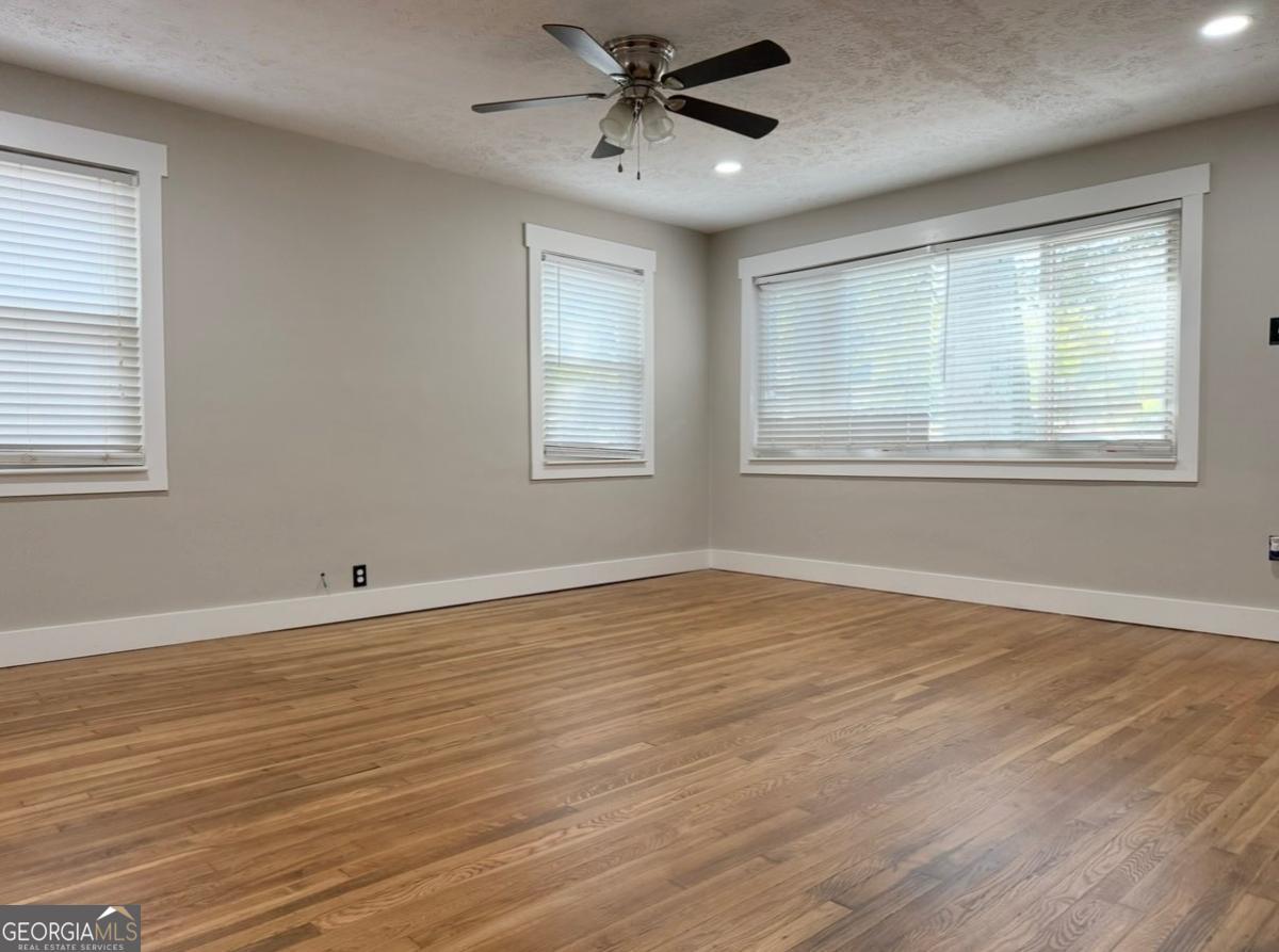 Residential Income in Brookhaven 4