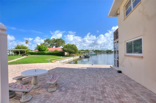 10-3753 46th Ave S, ST PETERSBURG, FL, 33711-4460 | Card Image