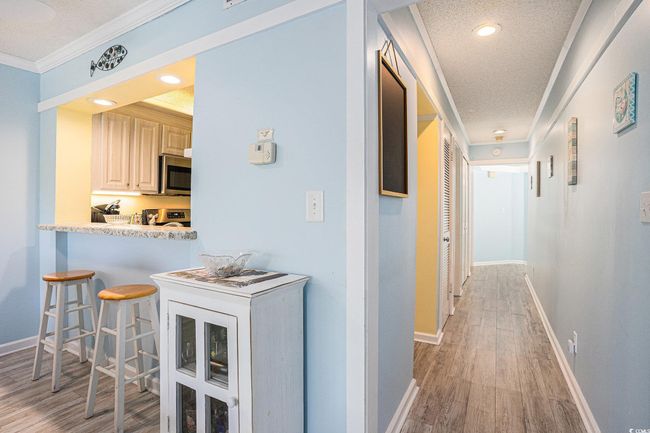 APT-2373 - 415 Ocean Creek Dr, Condo with 1 bedrooms, 2 bathrooms and null parking in Myrtle Beach SC | Image 9