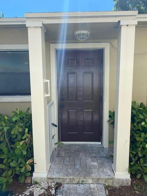 2-b-508 57th St, West Palm Beach, FL, 33407-2573 | Card Image