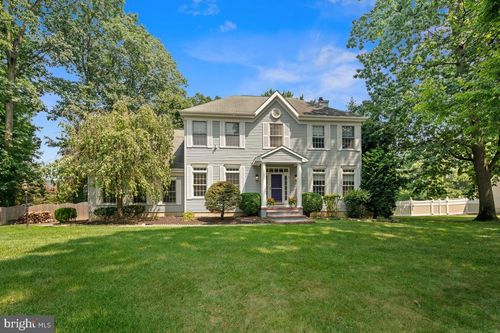 5 Violet Ln, Robbinsville, NJ, 08691-2513 | Card Image