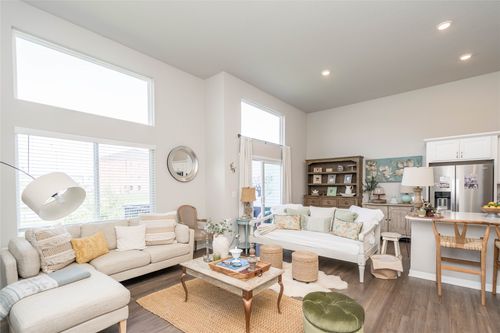 1768 Apex Ave, West Des Moines, IA, 50266-5047 | Card Image