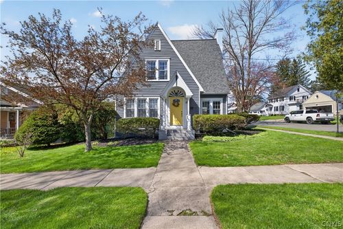 17 Highland St, Auburn, NY, 13021-4323 | Card Image