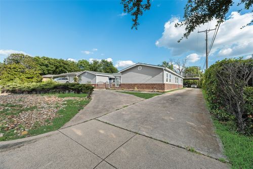 5302 Wooten Dr, Fort Worth, TX, 76133-1933 | Card Image
