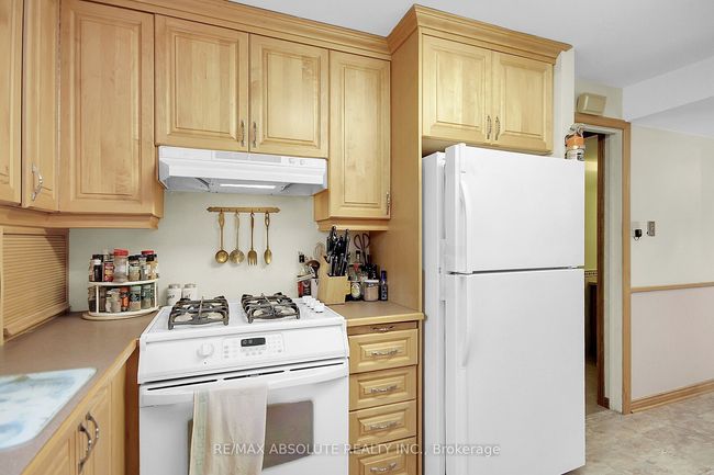 13 Melville Dr, House other with 4 bedrooms, 3 bathrooms and 4 parking in Nepean ON | Image 8
