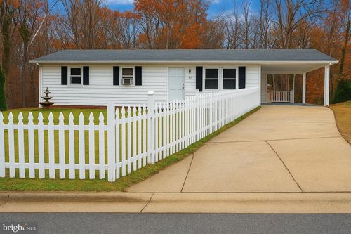 3004 Alderton Ave, FORT WASHINGTON, MD, 20744-2301 | Card Image