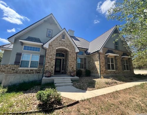 166 Big Oak Dr, Adkins, TX, 78101-2753 | Card Image