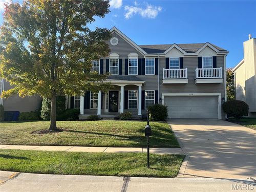 284 Greenshire Ln, Dardenne Prairie, MO, 63368-8363 | Card Image