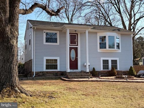 9501 Westmoreland Ave, MANASSAS, VA, 20110-3657 | Card Image