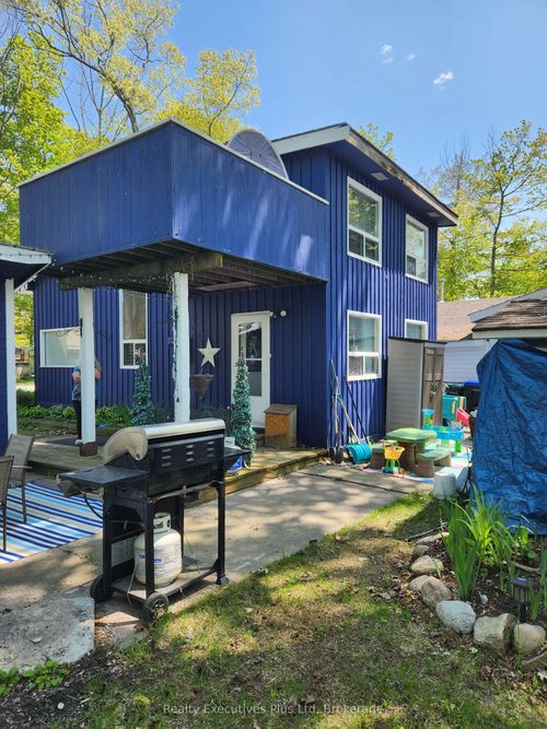 48 Tiny Beaches Rd N, Tiny, ON, L0L2J0 | Card Image