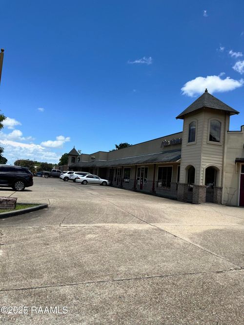 ste-d-504 Guilbeau Rd, Lafayette, LA, 70506-8413 | Card Image