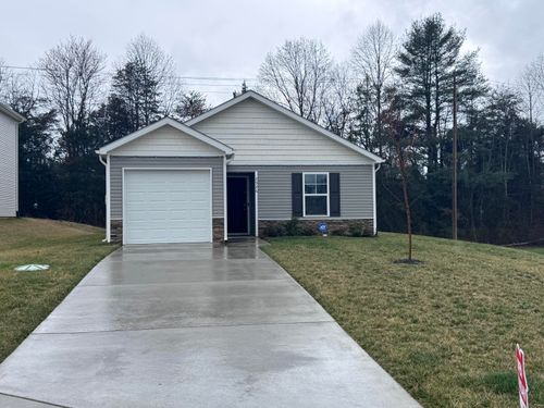 2926 Nicole Cir, Morristown, TN, 37814-6177 | Card Image