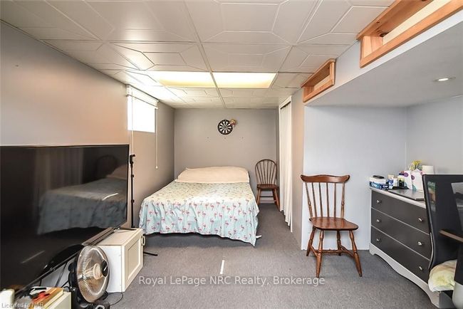 6405 Ker St, House other with 4 bedrooms, 2 bathrooms and 3 parking in Niagara Falls ON | Image 14