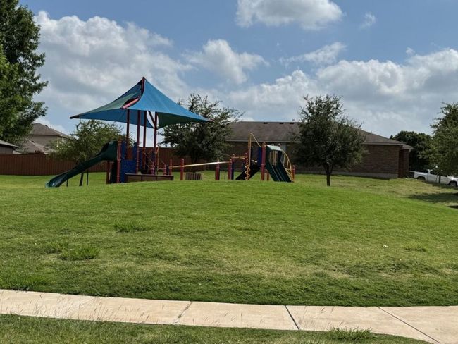 602 Moonwalker Trl, House other with 3 bedrooms, 3 bathrooms and 4 parking in Buda TX | Image 35