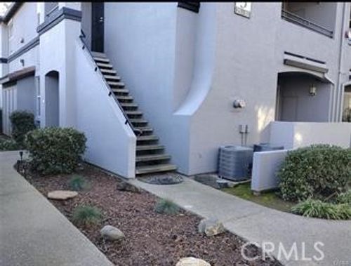 27-5201 Laguna Oaks, Elk Grove, CA, 95758 | Card Image