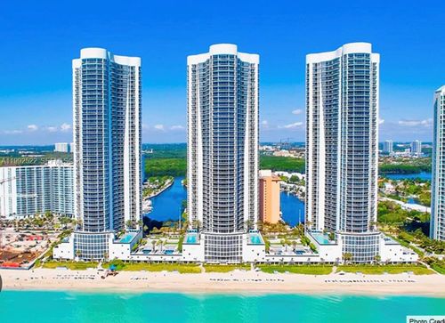 2102-16001 Collins Ave, Sunny Isles Beach, FL, 33160-5511 | Card Image