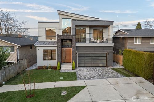 904 N 33rd Pl, Renton, WA, 98056-1934 | Card Image