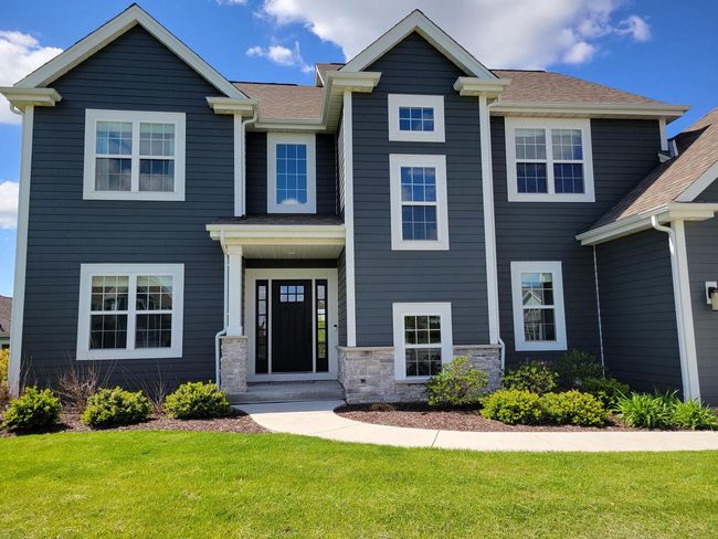 8975 W Eagle Court, House other with 5 bedrooms, 3 bathrooms and null parking in Mequon WI | Image 58
