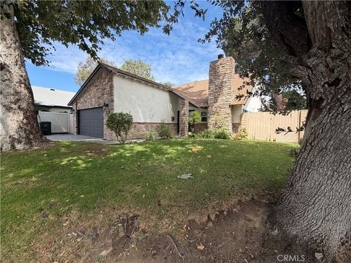 23521 Via Chantilly, Valencia, CA, 91355-2628 | Card Image
