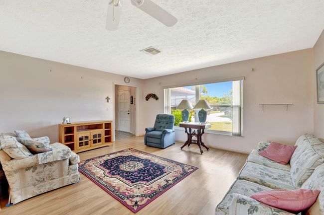 472 Sw Aster Rd, House other with 2 bedrooms, 2 bathrooms and null parking in Port St. Lucie FL | Image 5