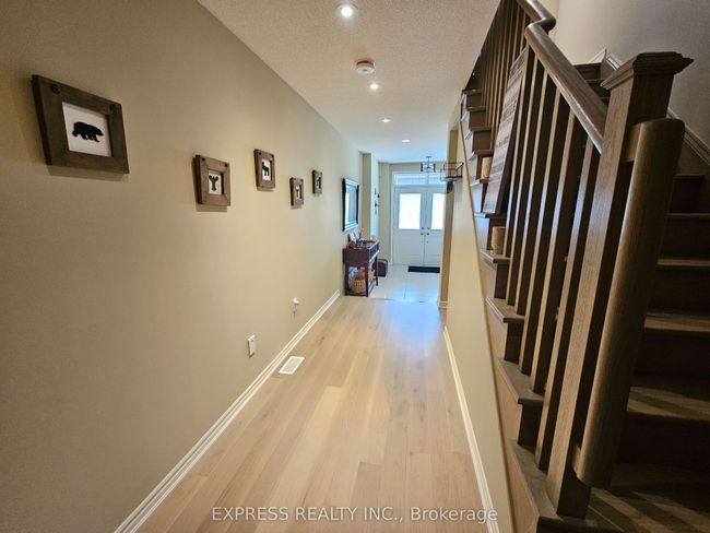279 Moody Dr, House attached with 3 bedrooms, 3 bathrooms and 2 parking in Kleinburg ON | Image 12