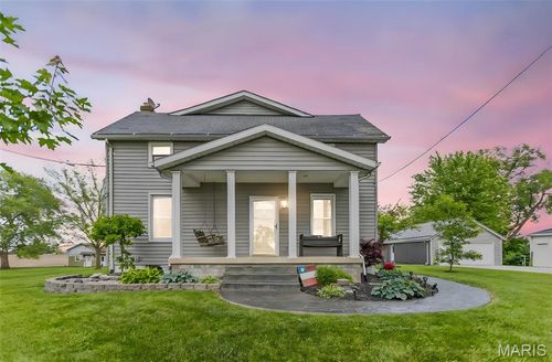 1207 Cemetery Rd, Jerseyville, IL, 62052-1207 | Card Image