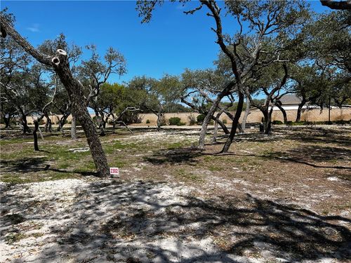 2302 Royal Oaks Cir, Rockport, TX, 78382 | Card Image