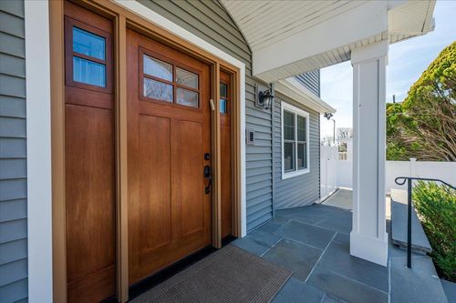 172 Eldorado St, Atlantic Beach, NY, 11509-1017 | Card Image