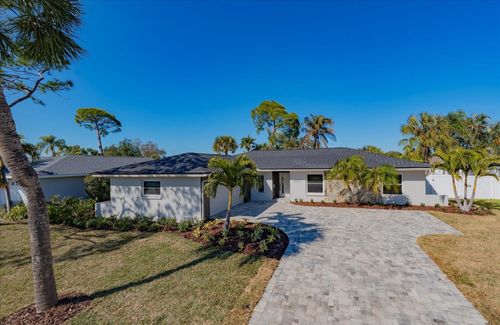 2031 Tanglewood Way Ne, St Petersburg, FL, 33702-4751 | Card Image