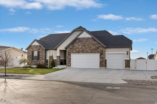 552 S 1525 W, Syracuse, UT, 84075-7220 | Card Image