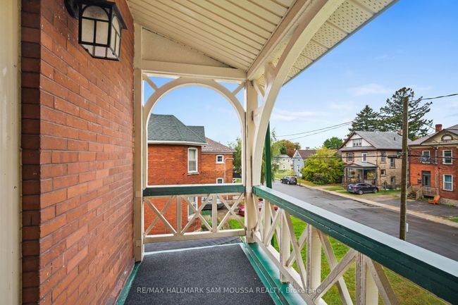 61 Russell St E, House other with 5 bedrooms, 2 bathrooms and 6 parking in Smiths Falls ON | Image 29