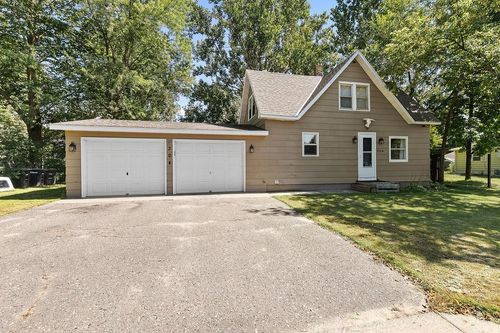 304 6th St Nw, Little Falls, MN, 56345-1337 | Card Image