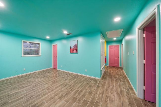 1406 Avenue Q, House other with 3 bedrooms, 3 bathrooms and 2 parking in Huntsville TX | Image 10