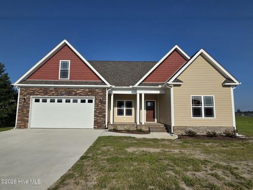 2699 Whitaker Glen Dr, Farmville, NC, 27828-9416 | Card Image