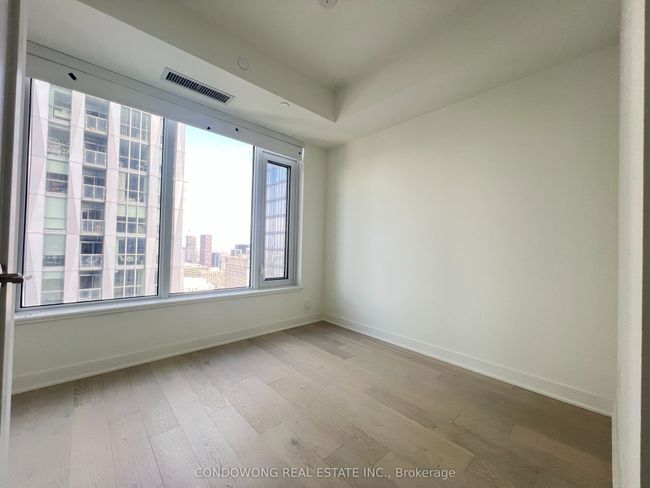 4106 - 11 Yorkville Ave, Condo with 1 bedrooms, 1 bathrooms and null parking in Toronto ON | Image 5